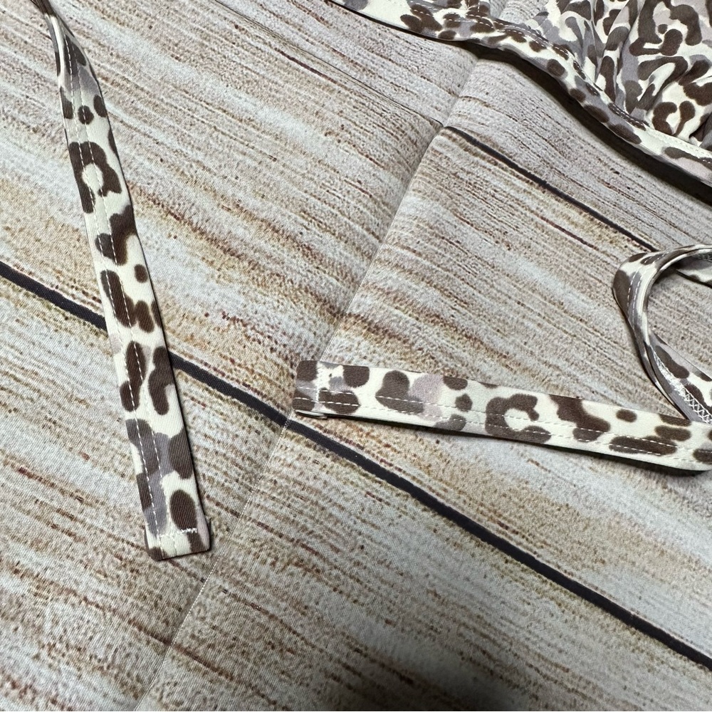Moontide String Leopard Print Bikini Set - Picture 9 of 12
